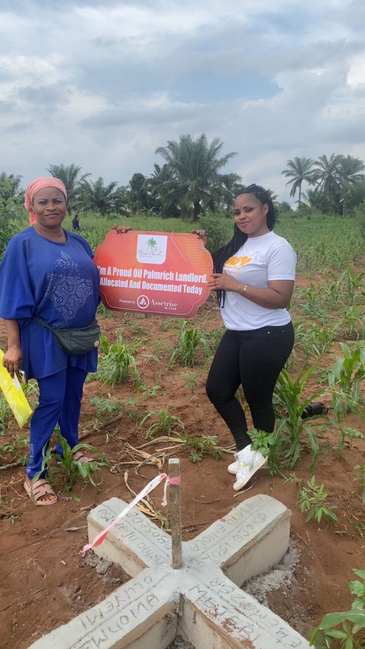 WhatsApp Image 2025-11-19 at 14.06.07_48358844